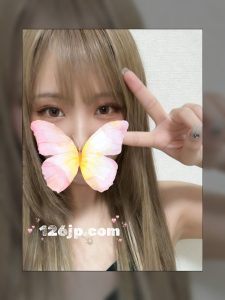 26-11003｜東京｜若くて可愛く積極的な女性 × 明るく元気｜カフェ店員