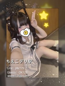 25-12231｜東京｜小さくて可愛いケーキのような女の子