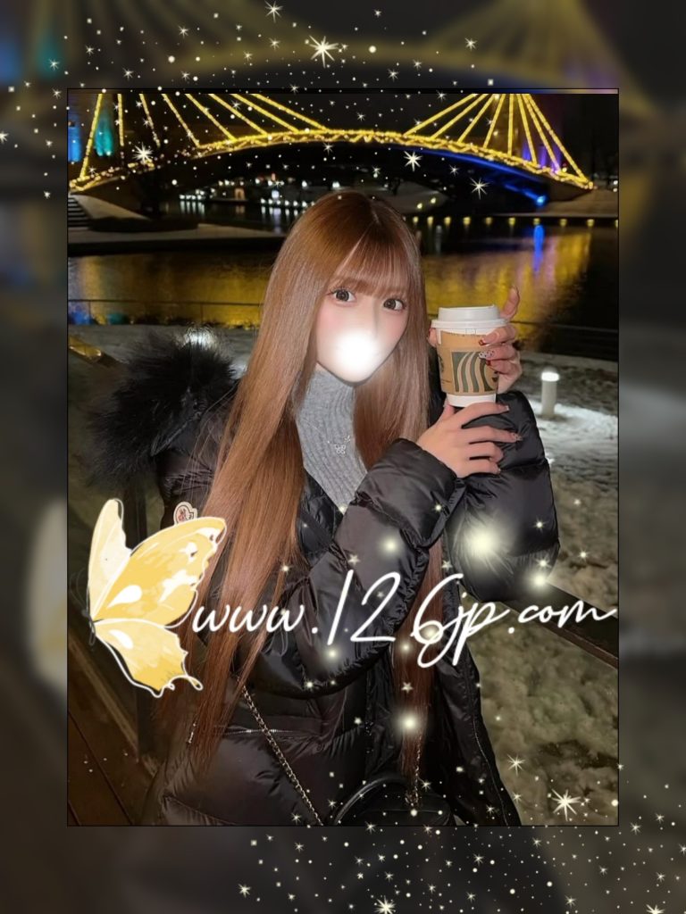 東京出張サービス対応の22歳清楚系女性。165cmのモデル体型でCカップ。落ち着いた雰囲気と丁寧な接客が特徴。