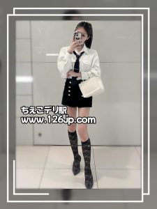 大阪で出張サービスをお探しの方へ。 O-118 Kaho（夏帆）は、163cmのすらりとしたスタイルとCカップのバランスの取れた体型を持つ24歳。