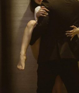 月末の夜、ちょっと試してみる？大人だけが知る“あのポジション”😏