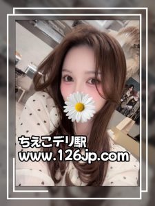 小さくて守りたくなる存在｜甘え上手な癒し系ガール