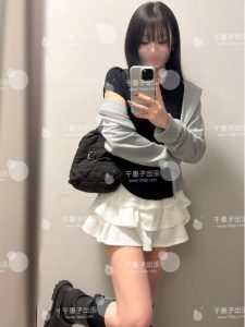 O-235|大阪デリヘル| 21歳・Cカップのスリム美女|クールな雰囲気と可愛らしさを兼ね備えた人気女性