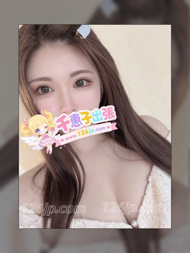 大阪風俗 158cm Cカップ25歳 隣家のお姉さん系 明るい 気さく 前戯上手 サービス重視 女性写真