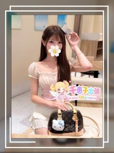 O-334（19歳）大阪出勤｜小柄スイート系Cカップ，人見知りだけど優しく寄り添う