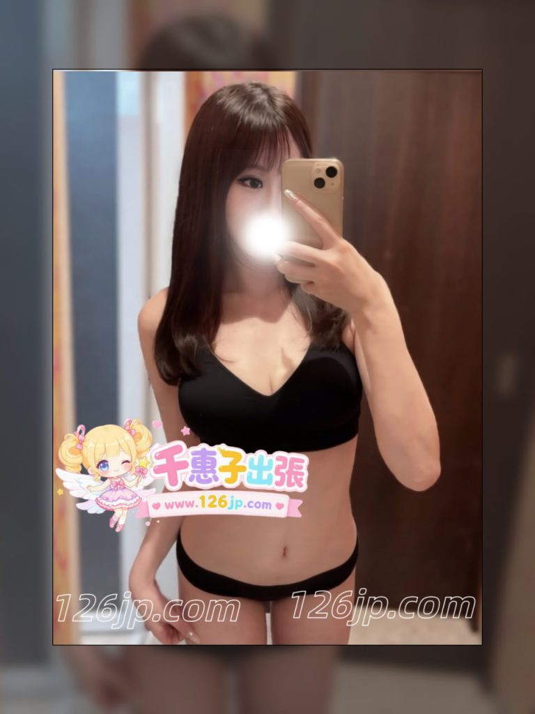東京風俗 161cm Eカップ23歳 艶やか 小悪魔 セクシー 美巨乳 ヒップ 女性写真
