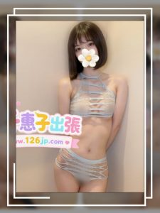 O-348（22歳）大阪出勤|小柄で可愛い妹系コンビニ店員