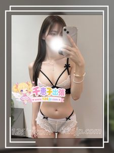 O-362（20歳）大阪デリヘル-小柄で清楚系・Cカップ