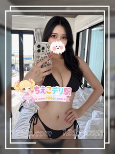 26-82301（24歳）東京デリヘル・160cm・Fカップのグラマラス美女・セクシーで華やかな大人系
