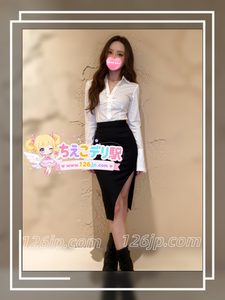 O-438（26歳）大阪デリヘル・上品で可愛いOL系・Eカップ
